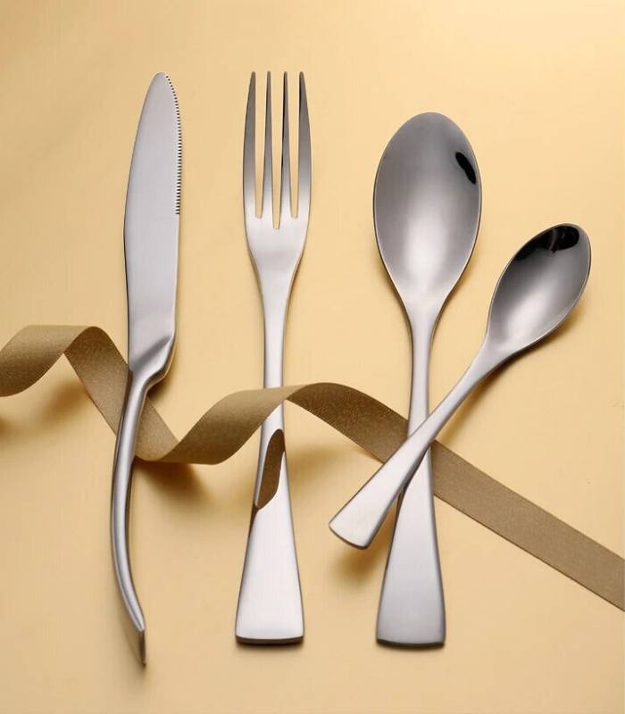 24 Pcs Cutlery Set New York Stainless Steel Flatware 18/8