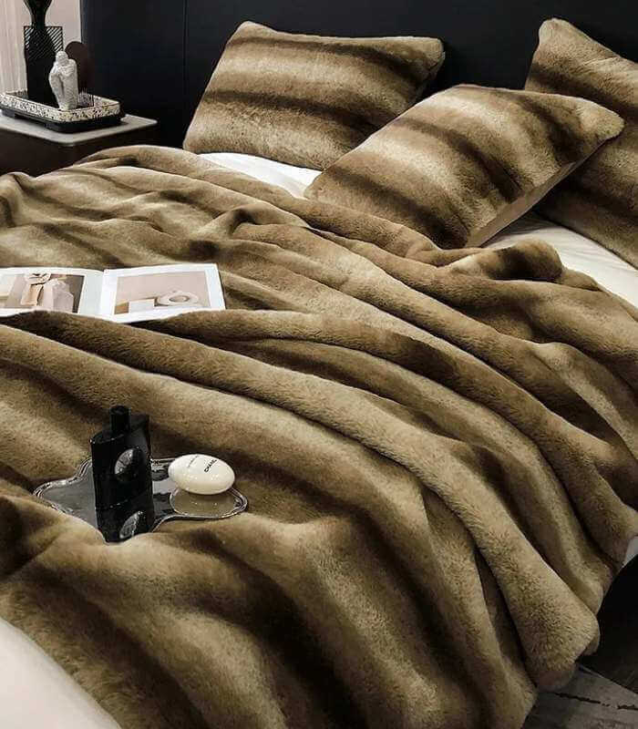 Faux Fur Blanket Soft Light Brown