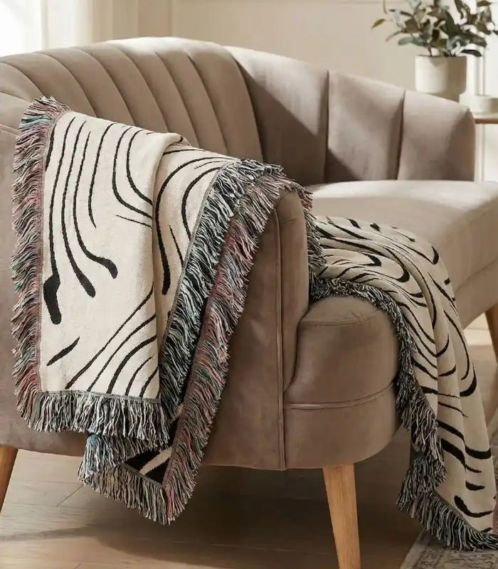 Marbled Tapestry Throw – Woven Abstract Design