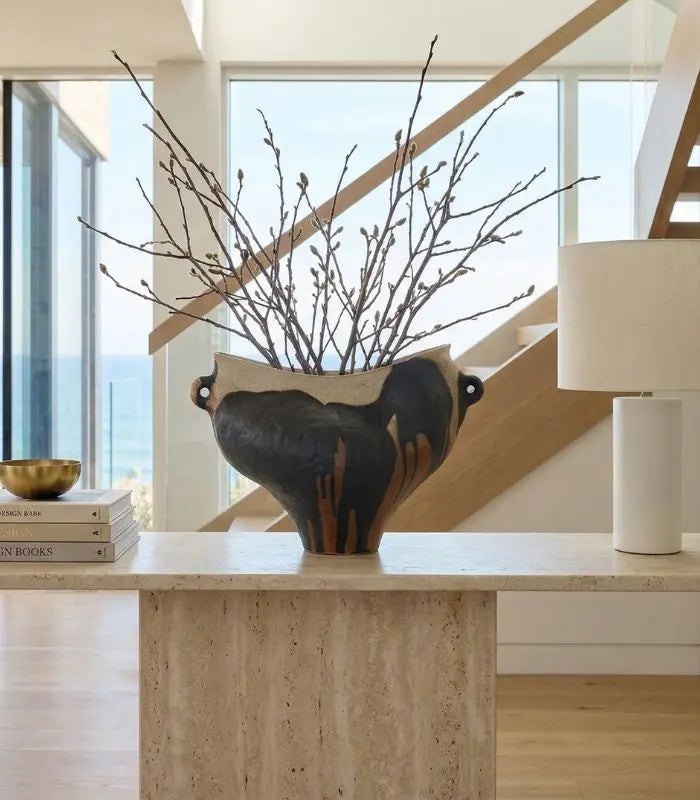 Artemis Ceramic Vase – Handcrafted Sculptural Design Large 42 cm