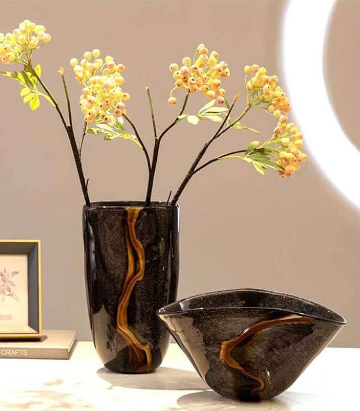 Tabletop Vase Black & Gold Kintsu Glass