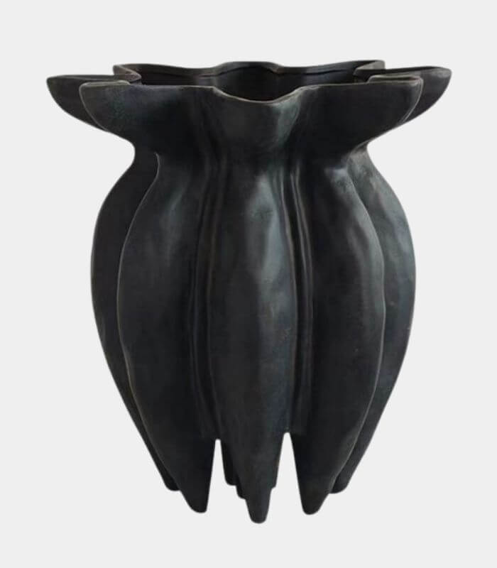 Ebon Bloom Vase - Elegant Handcrafted Black Vase Handcrafted