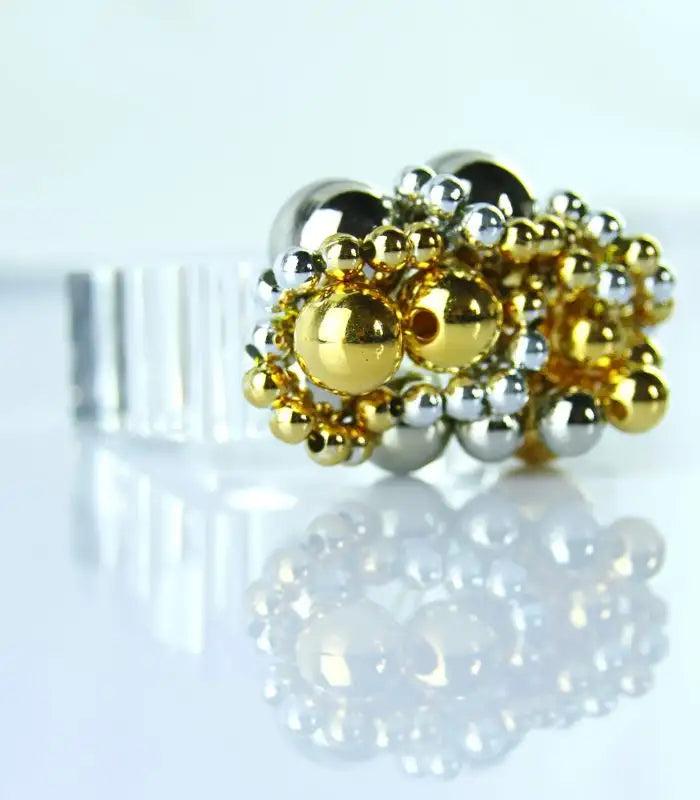 Handbeaded Bubble Napkin Rings – Gold & Silver Acrylic Set