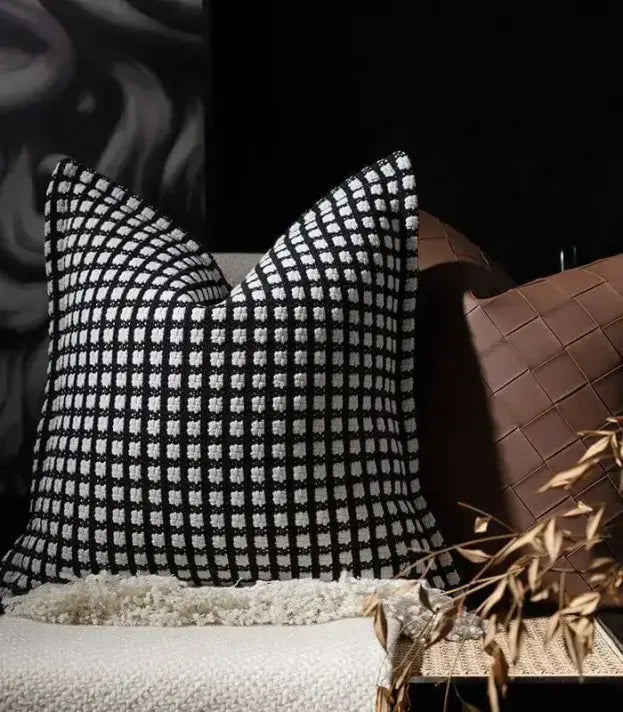 Black & White Checkered Cushion Cover – Woven Elegance (45x45 cm)