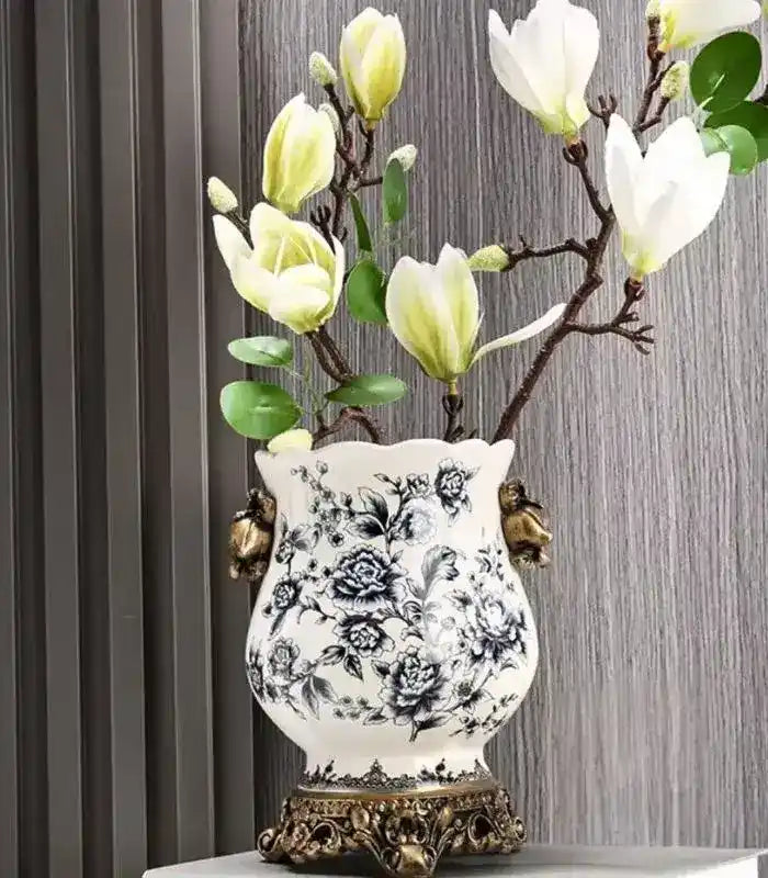 Elegant Blue & White Porcelain Vase with Crackle Glaze 21 cm (8.27 in)