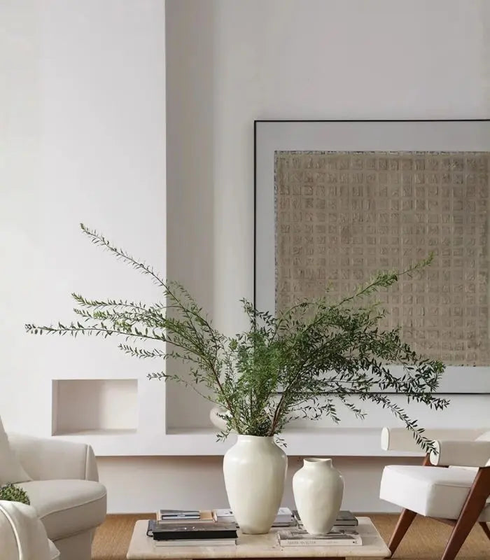 Atelier Ceramic Vase – Classic Amphora Silhouette Ivory