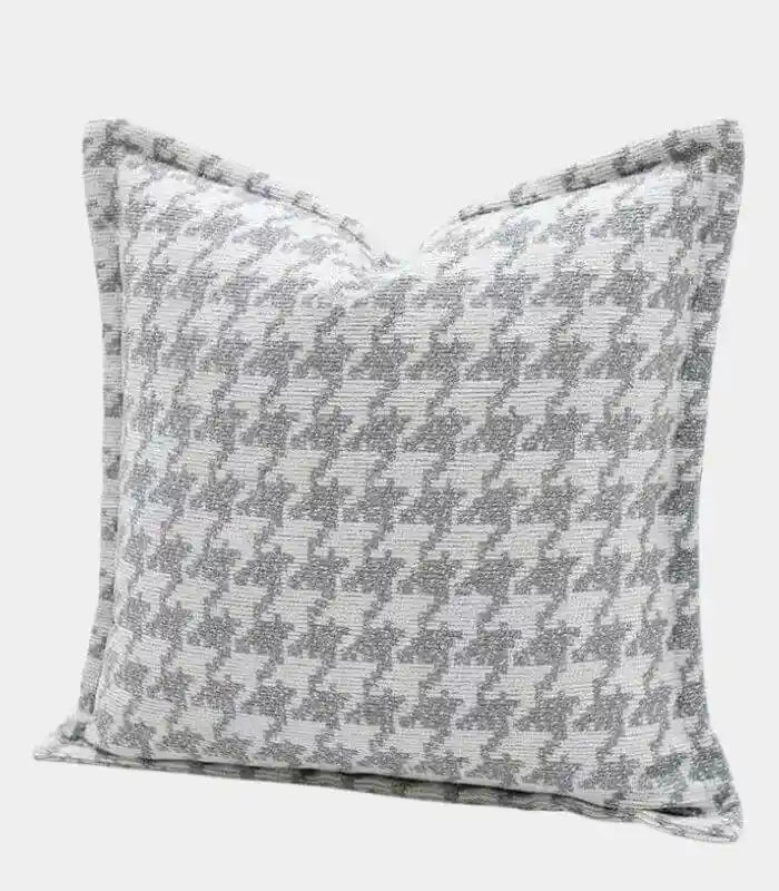 Heritage Houndstooth Cushion Cover – Classic Woven Pattern 45 x 45 cm