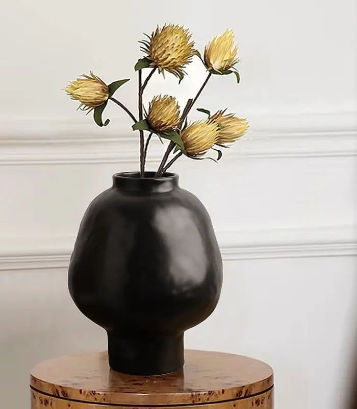 Artisan Lunara Keramikvase – Abstrakte skulpturale Keramik, Schwarz 