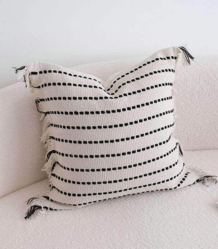 Lotos Albus Striped Woven Cushion Cover – Cotton Linen Blend with Tassels 45x45 cm