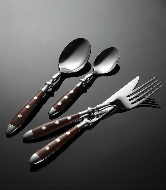 24-Piece Cutlery Set Winchester Crest Resin and 18/10 Stainless Steel, Service for 6, Brown with Steak Knives