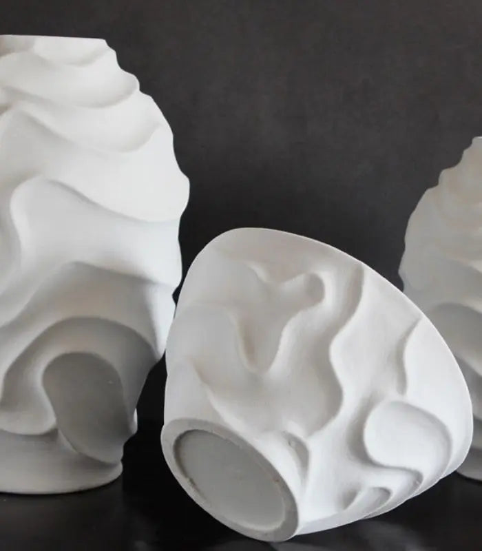 Sculptural Wave Ceramic Vase – Handcrafted Organic Design White