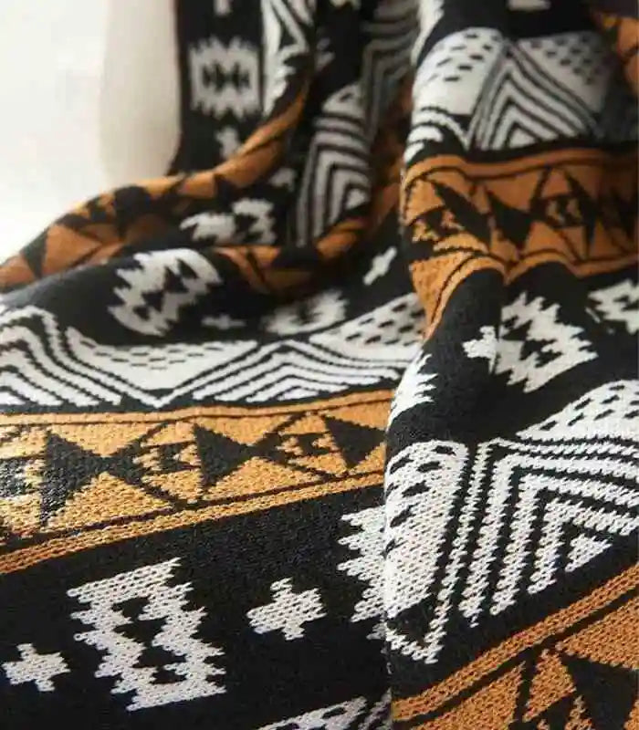 Knitted Throw Blanket Geometric Pattern Boho Style Woven Acrylic 150x200 cm Large