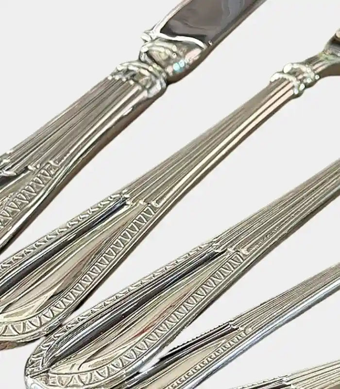 Classic Stainless Steel Flatware Set – 20-Piece Classic Dinnerware Collection