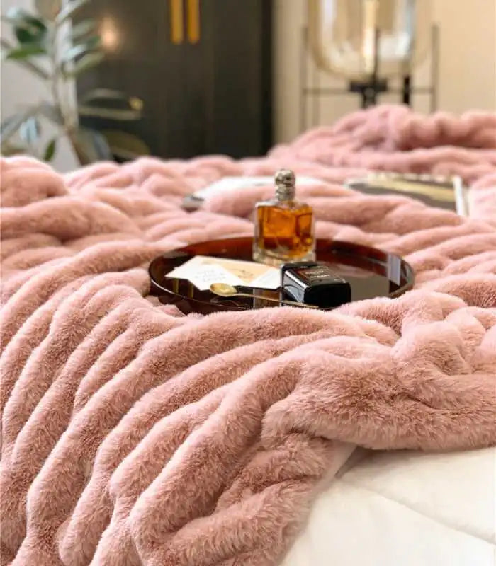 Faux Fur Throw Blanket Decorative Large Pink