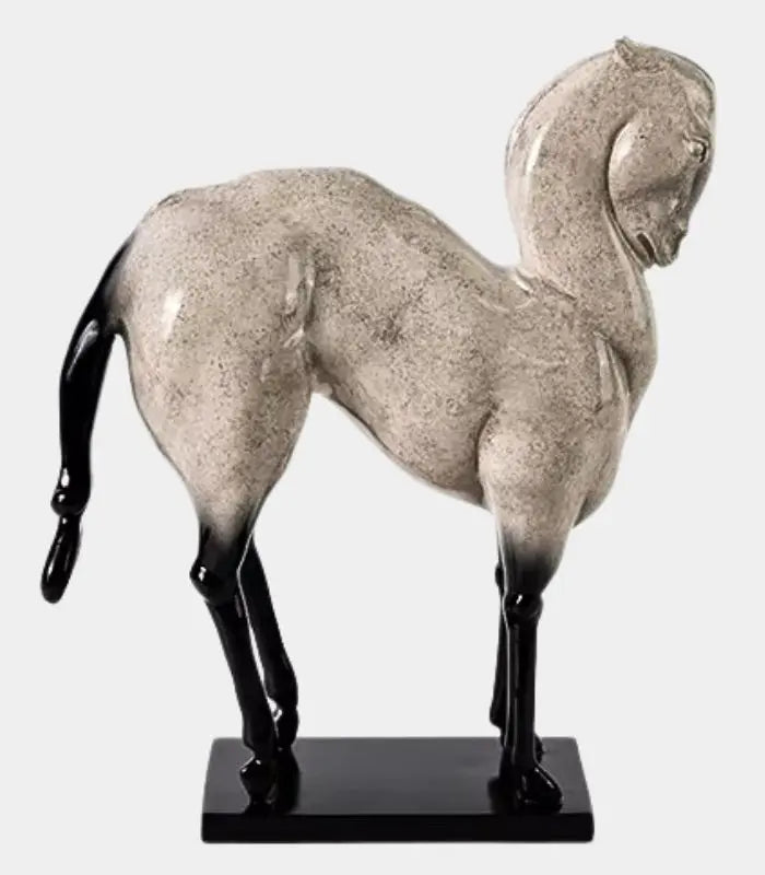 Equestrian Elegance Horse Sculpture – Artisan Resin Décor 31 cm