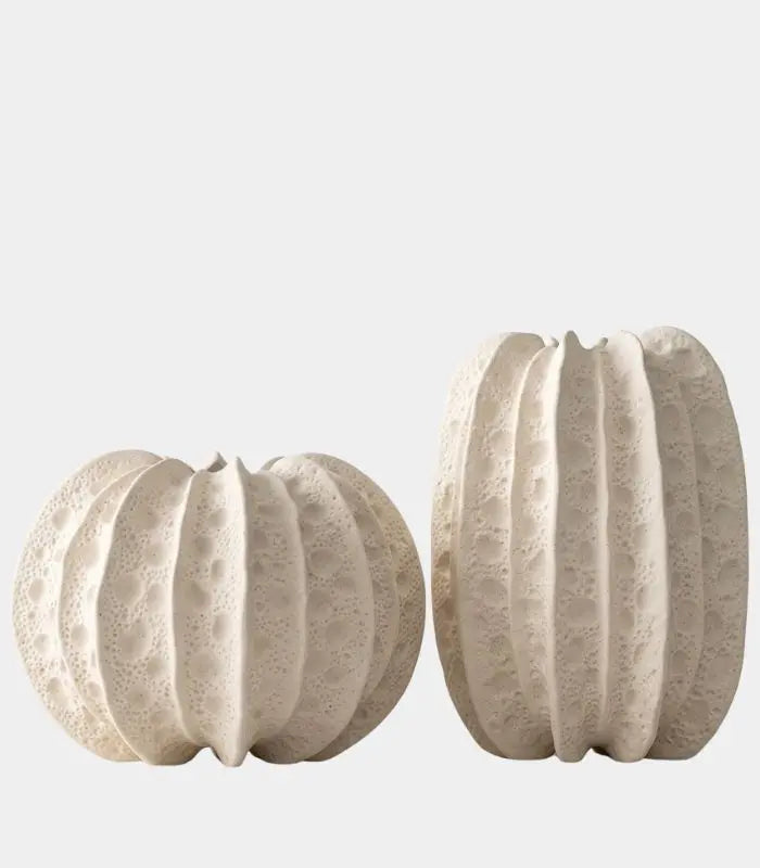 Onda Handcrafted Ceramic Vase – Rippled Texture in Cream