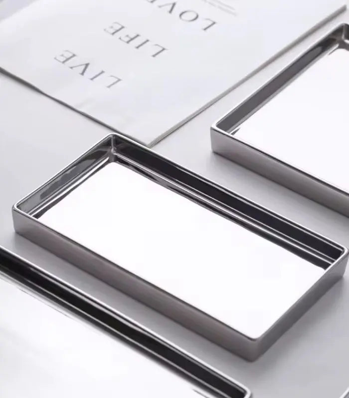 Mirrored Chrome Ceramic Tray – Multifunctional Vanity Organizer