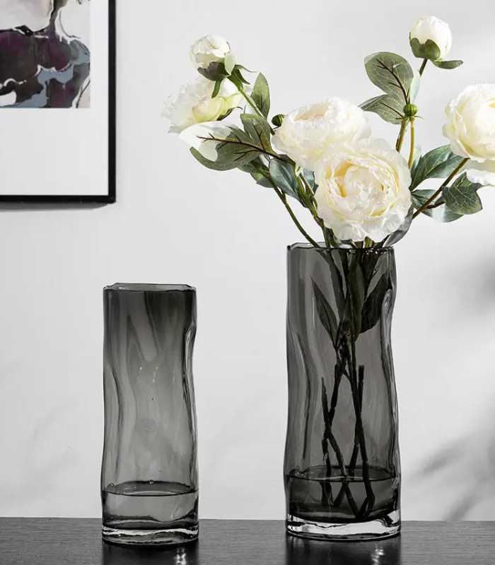 Tabletop Vase Transparent Crystal Glass with Swirls Cylindrical Black