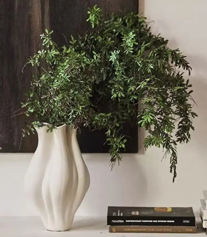 Valenza White Ceramic Sculptural Vase – Handcrafted Flowing Form 37 cm