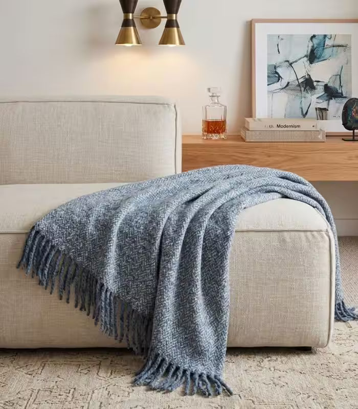 Blue Herringbone Throw Blanket – Textured Woven Design with Fringe Tassels 120 x 170 cm