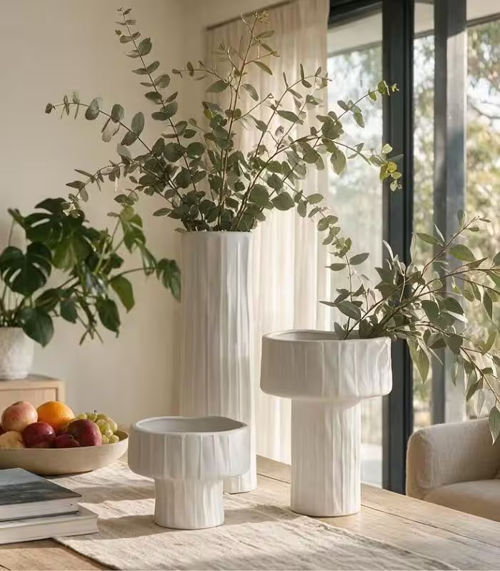 Sylvan Medium Ceramic Vase – White Textured Pedestal Vessel 23 cm / 9.1 in
