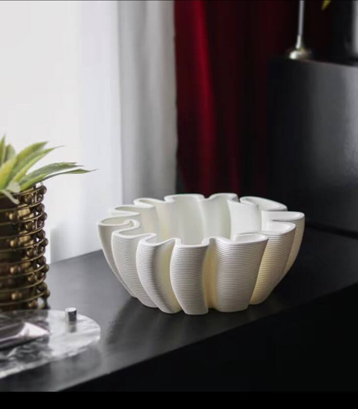 Sculptural Bowl – Contemporary Fluted Design 32 cm (12.6 in) Resin