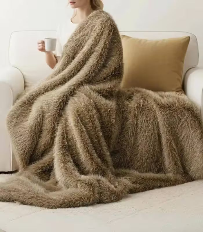 Faux Fur Throw Blanket – Sophisticated Textured Design Natural Tan