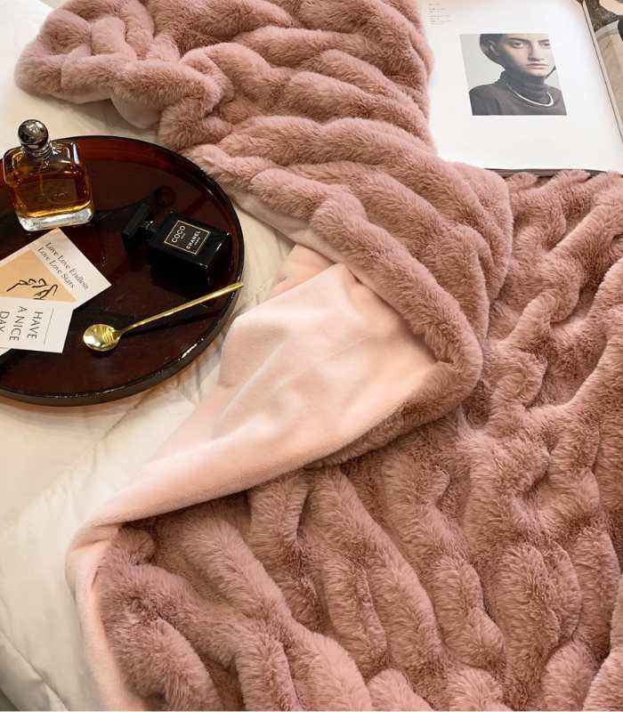 Faux Fur Throw Blanket Decorative Large Pink