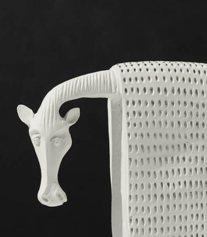 Modern Minimalist Horse Sculpture - Contemporary Nordic Equestrian Decor - Textured Resin Art (25cm, Black/White)