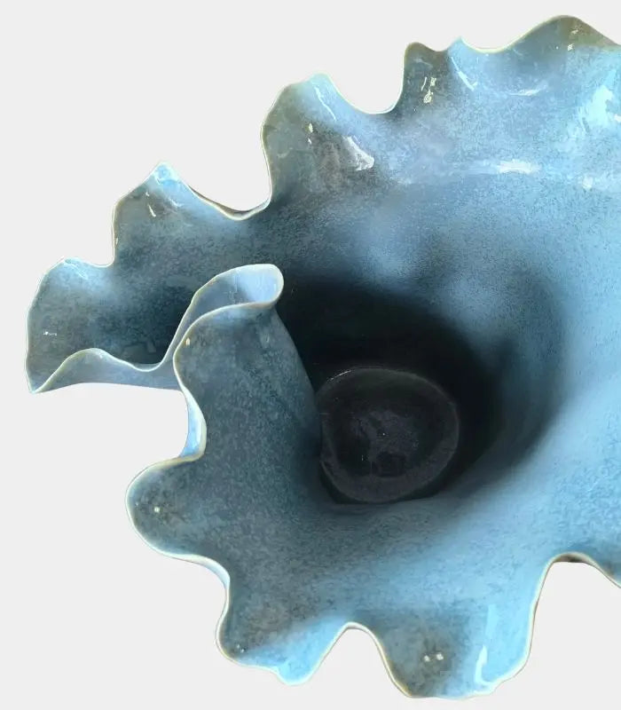 Azure Porcelain Vase – Handcrafted Floral Form 29.5 cm Blue