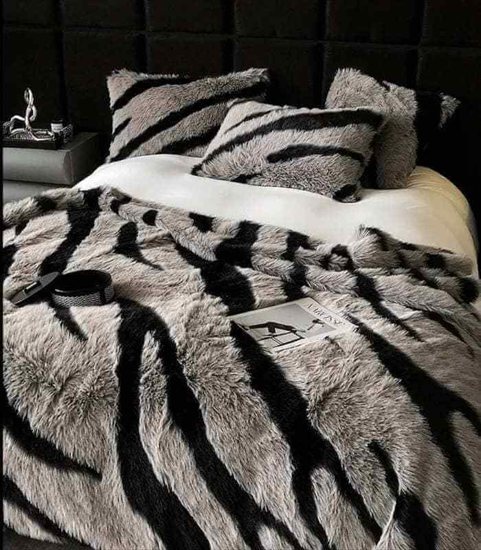 Plush Faux Fur Tiger Stripe Throw Blanket Grey & Black