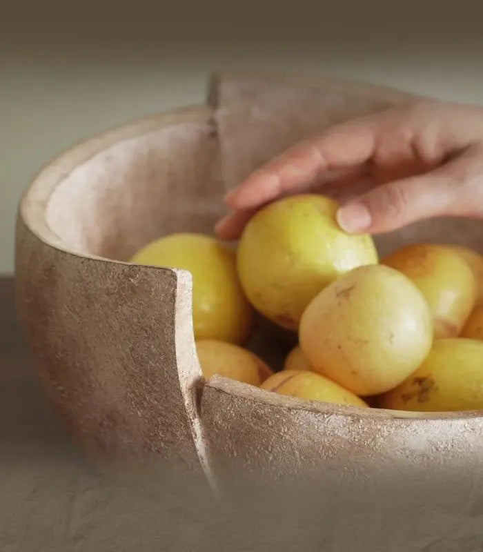 Allette Resin Bowl – Handcrafted Organic Design 29 cm