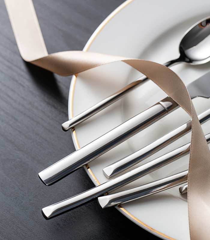 Regency 24-Piece Stainless Steel Cutlery Set