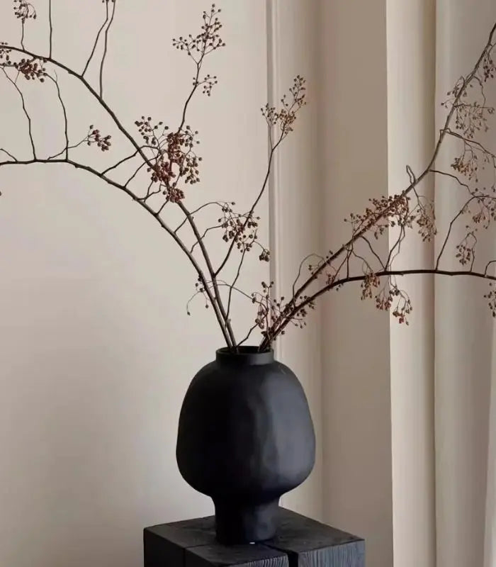 Aurelia Handcrafted Ceramic Vase – Modern Black Spherical Pedestal Design