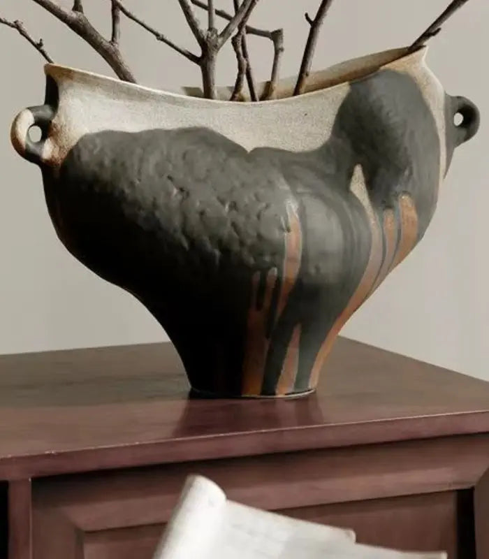 Artemis Ceramic Vase – Handcrafted Sculptural Design Large 42 cm