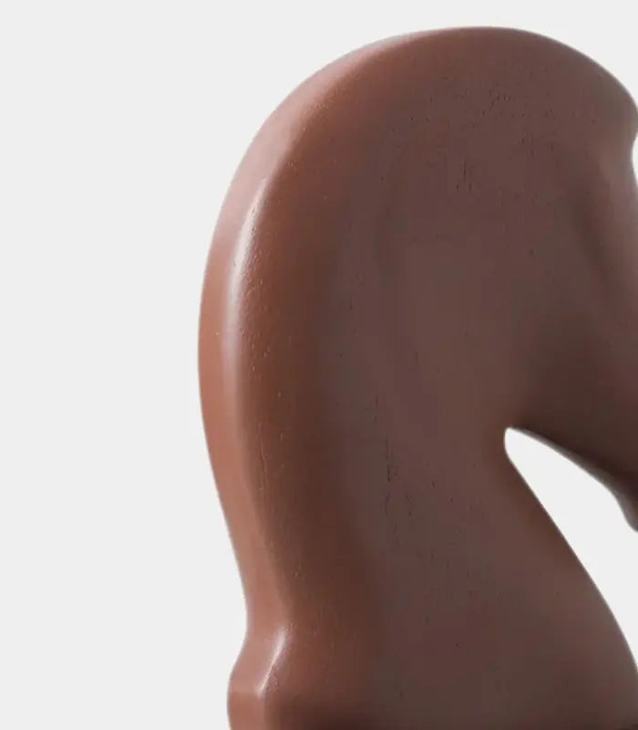 Cavalier Horse Head Sculpture Decorative Object – Minimalist Resin Design 28 cm