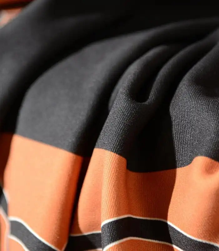 Moderne Luxe Decke, weiches Bett-/Sofa-Überwurf, Orange und Schwarz 