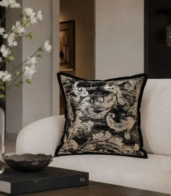 Corteccia Jacquard Cushion Cover – Distressed Metallic Texture in Black and Gold 45 cm (18 in)
