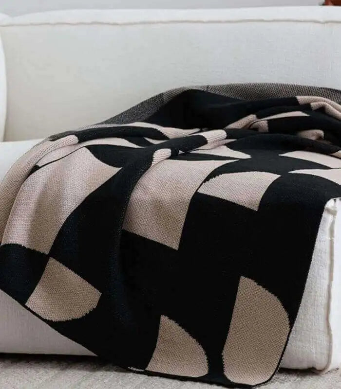 Geometric Harmony Knit Throw Blanket Modern Acrylic Knit Throw Blanket - Black and Beige 130x180 cm ( 51.18 in x 70.87 in)
