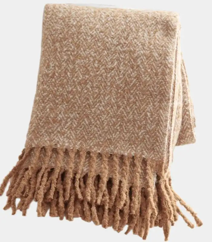 Camel Herringbone Throw Blanket – Textured Woven Design with Fringe Tassels 120 x 170 cm