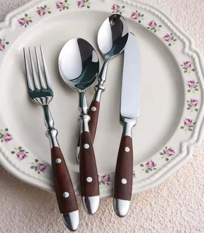 24pcs Cutlery Set Winchester Crest Resin and 18/10 Stainless Steel Set for 6 Brown