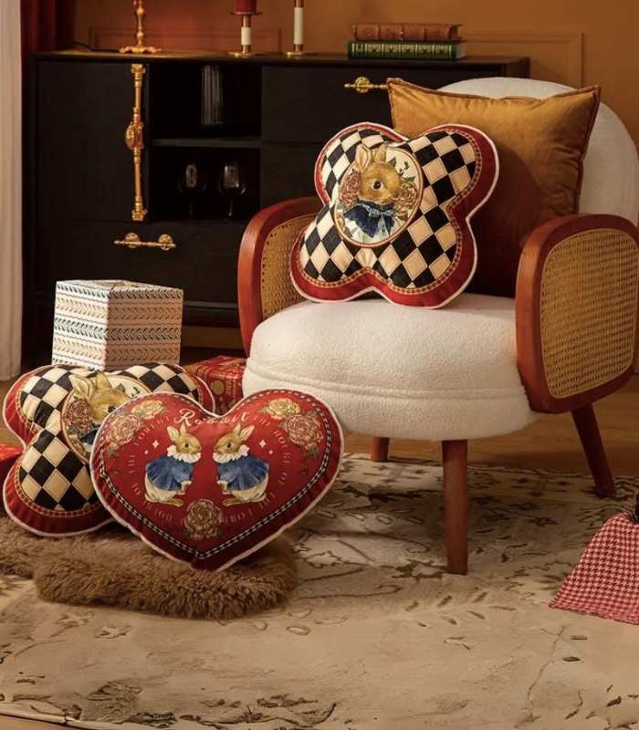 Throw Cushion with Insert Red Velvet Vintage Style
