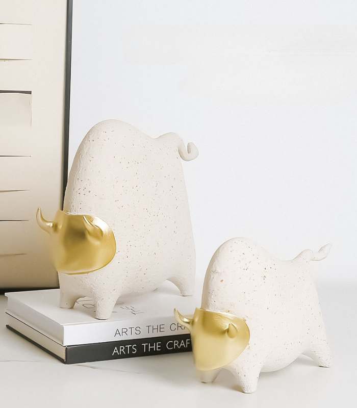 Handcrafted Resin Bull Sculpture/Figurine (Available in 2 Sizes)