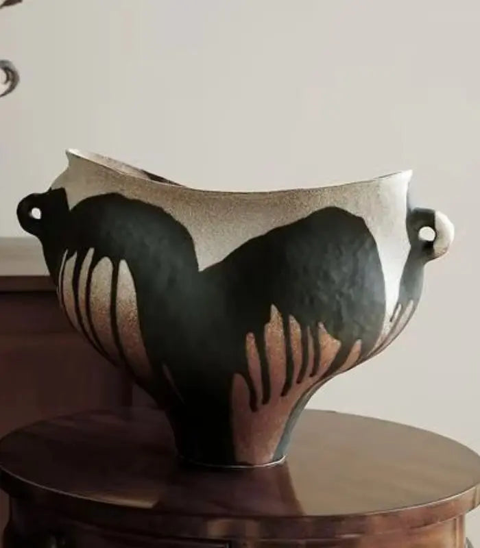 Artemis Ceramic Vase – Handcrafted Sculptural Design Large 42 cm
