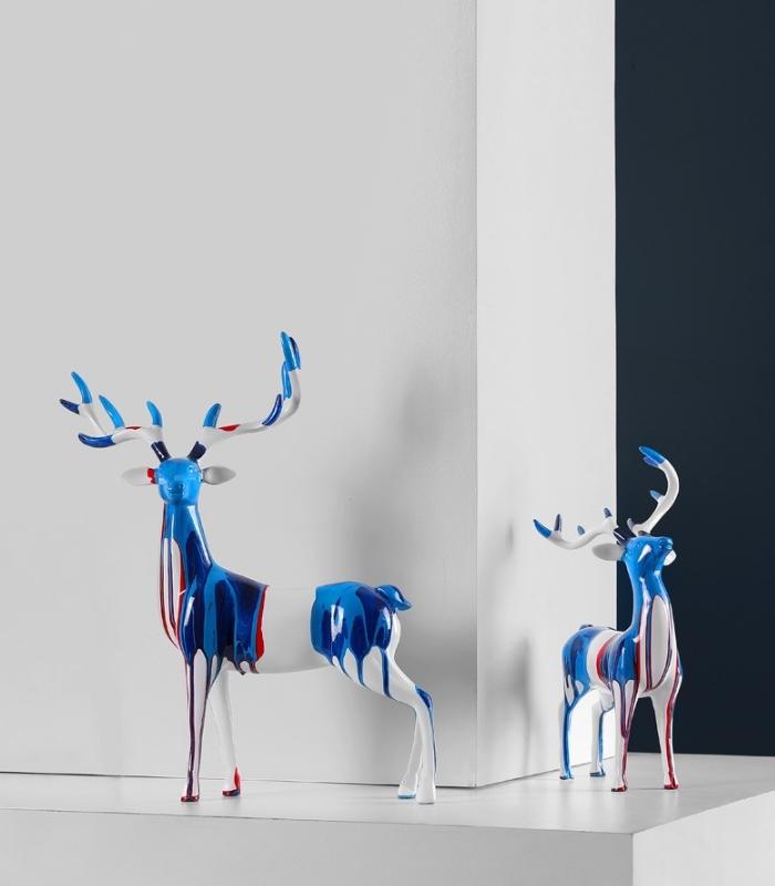 Set of 2 Deers Decorative Sculptures Abstract Colour Resin